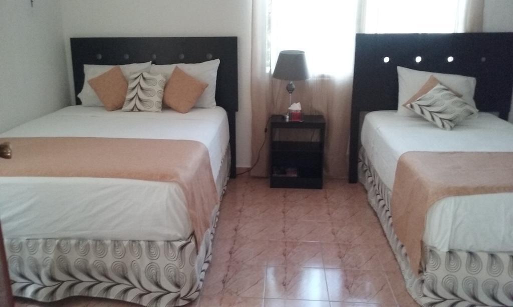 Room In Cancun Stadium Exterior foto