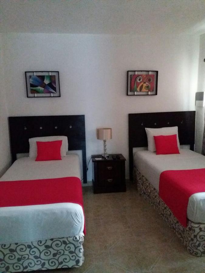 Room In Cancun Stadium Exterior foto